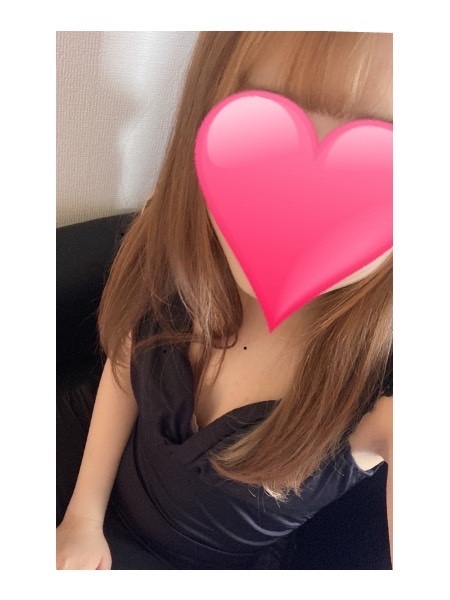 新谷まなみ