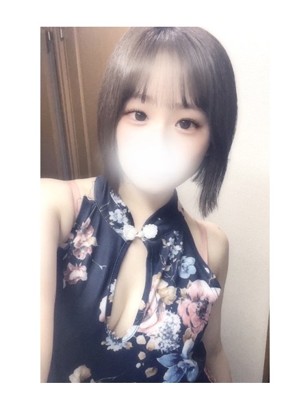小島ひより