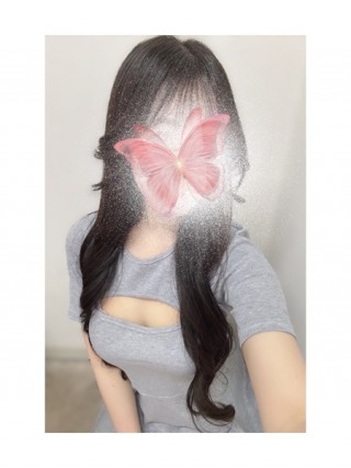 愛沢みれい