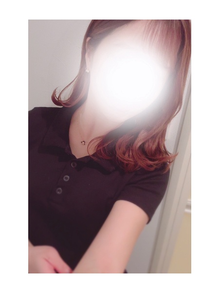 堀内かれん