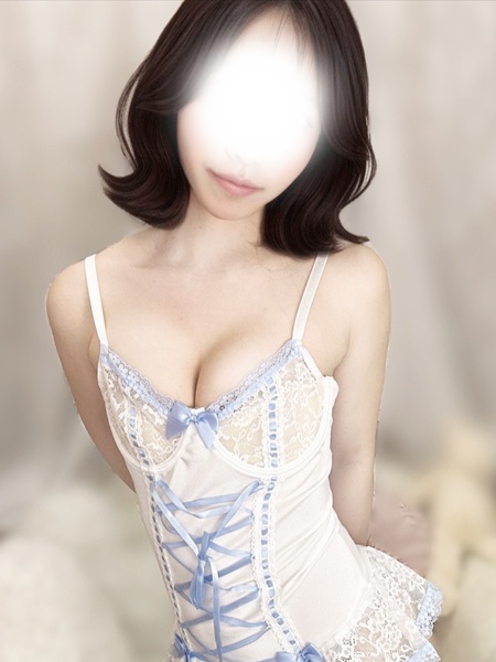 モデルスタイルの黒髪美女セラピスト！！