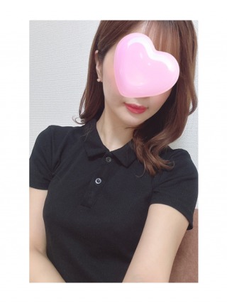 堀内かれん