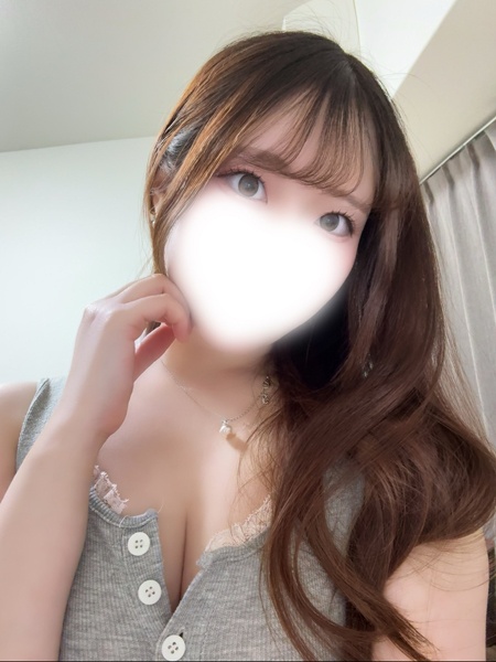 3/9★新人入店　成瀬えま