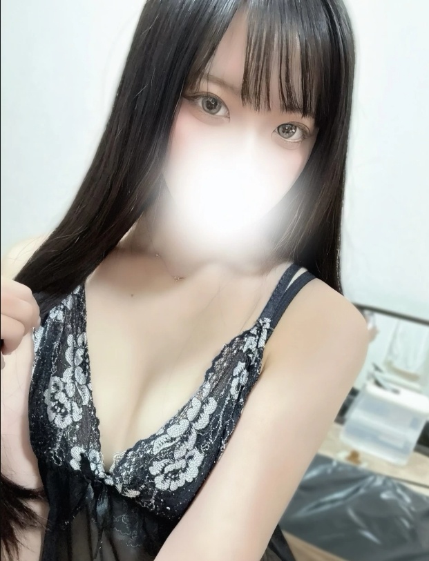 綺麗なだけでは終わらない、可愛さ・明るさ・癒しを兼ね備えた彼女。